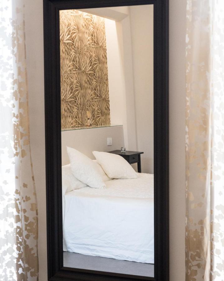 8 Rooms Napoli Exterior foto